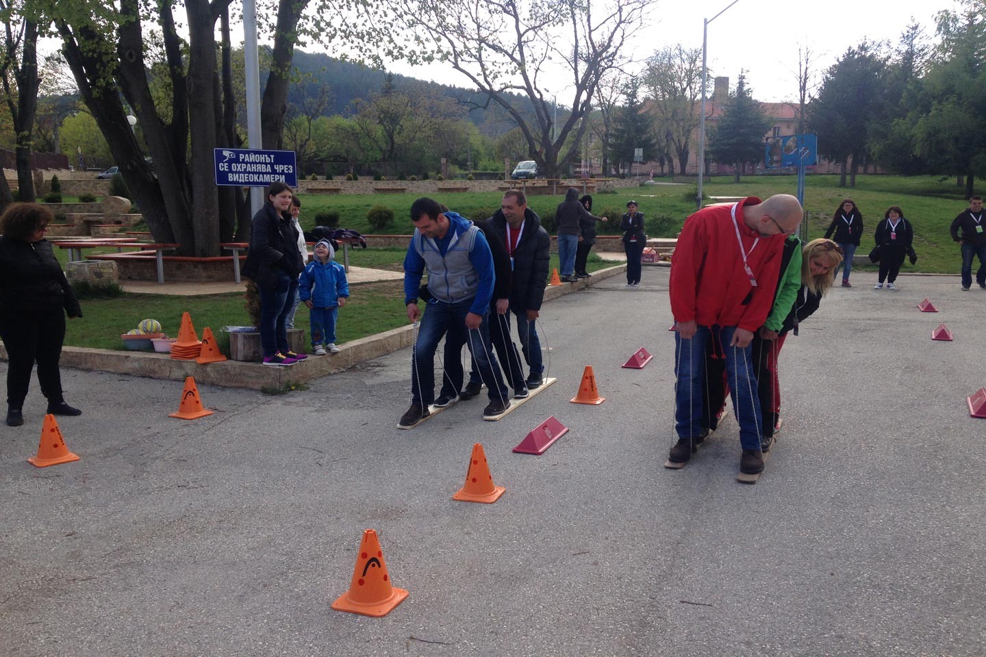 Тeam building games